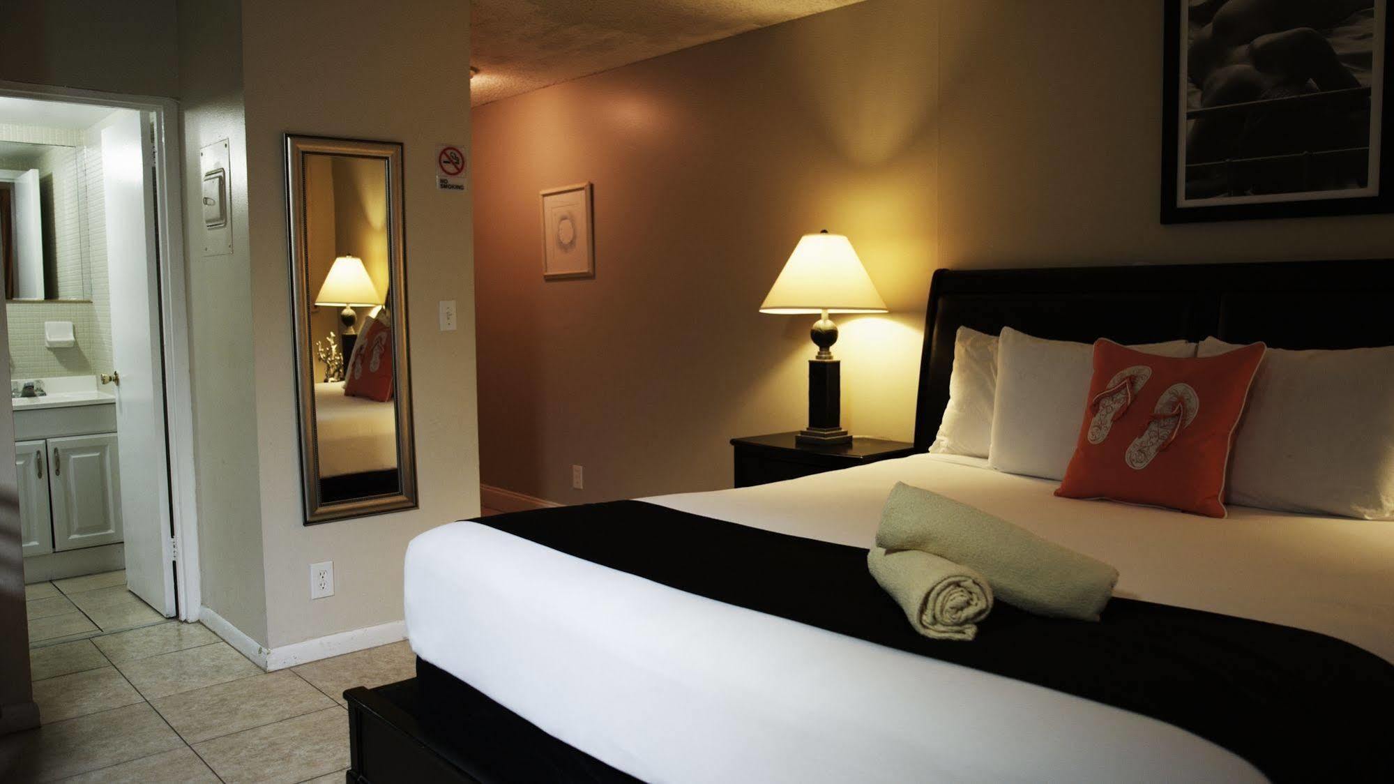 Rooftop Resort - Clothing Optional - Adult Only Hollywood Luaran gambar